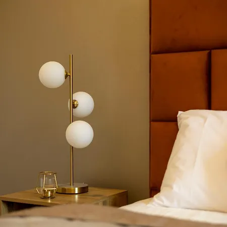 Exclusive Downtown Quentin By Prestige Homes * Budapest