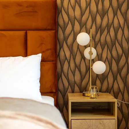 Exclusive Downtown Quentin By Prestige Homes * Budapest