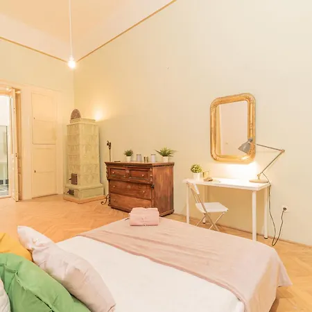 Apartment Cozy In The Heart Of Budapest, 5 Bedrooms Budapest