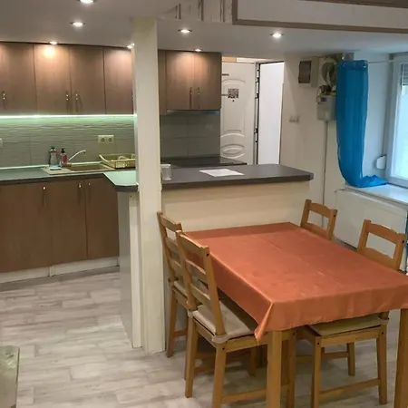 Baross Apartment