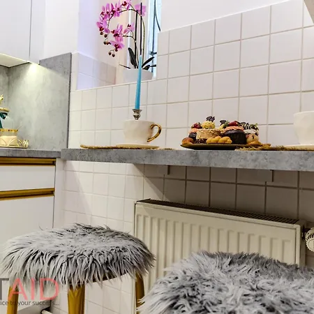 Blue Fountain Design - Hostaid Apartment Budapest