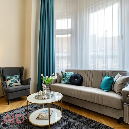 Apartment Blue Fountain Design - Hostaid Budapest