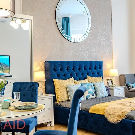 Apartment Blue Fountain Design - Hostaid Budapest