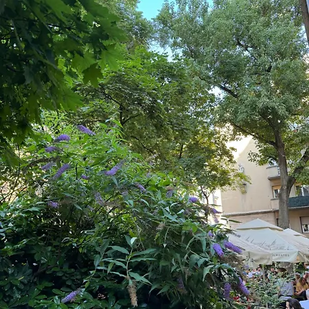 V Apartman Budapest