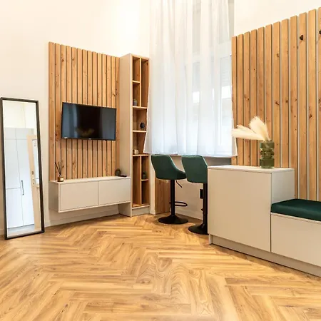 Downtown By Stlcz Apartamento