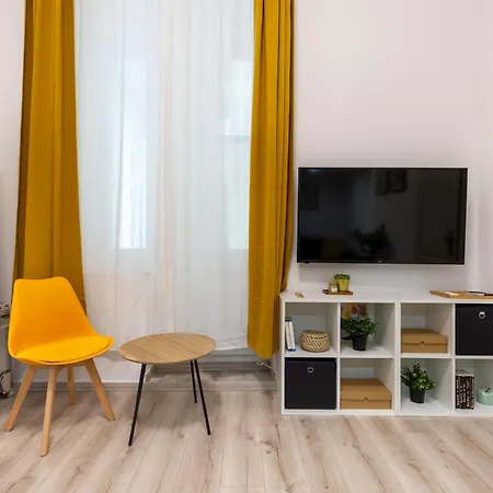 Cosy By Stn * Budapest