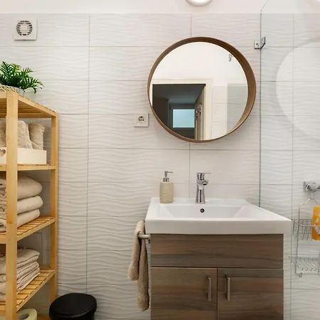 Cosy By Stn Apartman Budapest