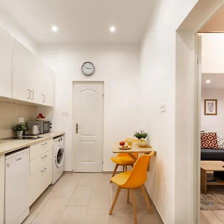 Cosy By Stn Apartman Budapest
