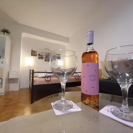 Apartment A+