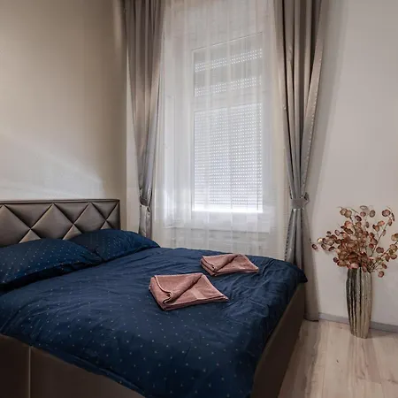Kiraly 35 Luxury With Free Parking Apartment Budapest