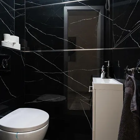 Apartment Kiraly 35 Luxury With Free Parking Budapest