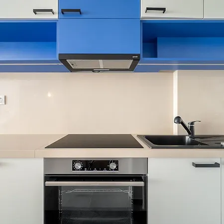 Newly Renovated!!! - Modern 10 Minutes From The Grand Boulevard Apartment Budapest
