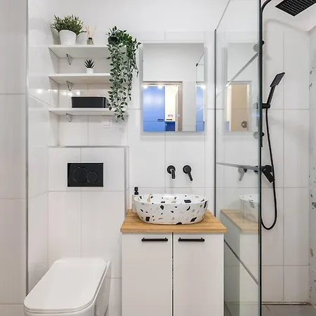Newly Renovated!!! - Modern 10 Minutes From The Grand Boulevard Budapest