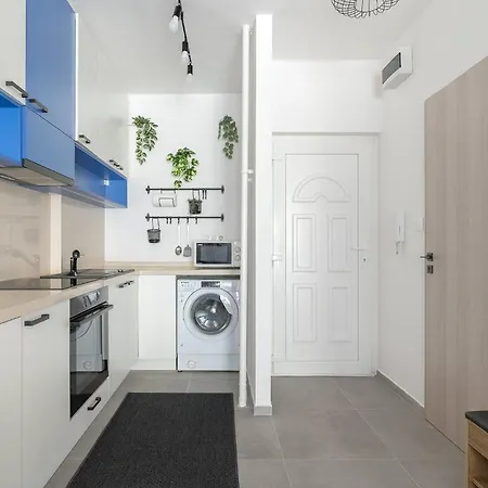 Newly Renovated!!! - Modern 10 Minutes From The Grand Boulevard Apartment Budapest