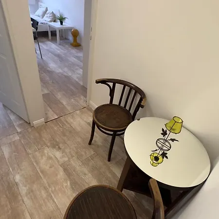 Appartement The 5-bedroom Downtown