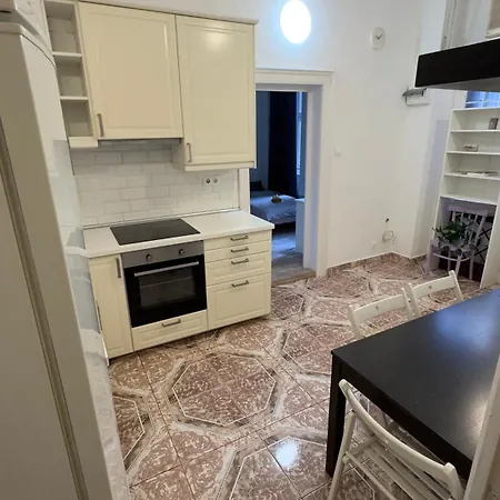 The 5-bedroom Downtown * Boedapest