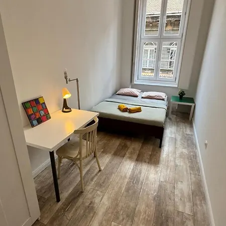 Appartement The 5-bedroom Downtown *