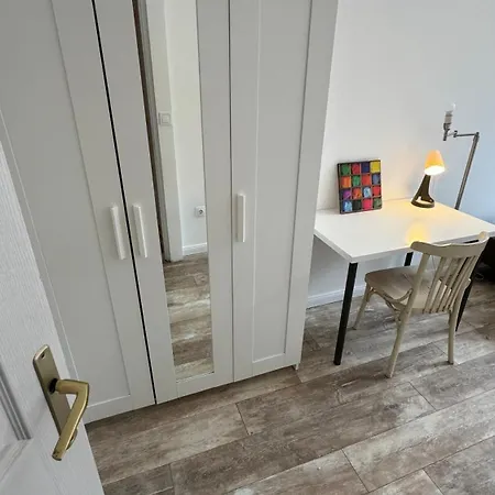 The 5-bedroom Downtown Appartement *