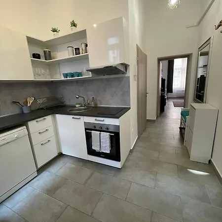 Soho - Kazinczy Apartment Budapest