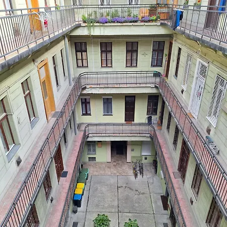 Vibe Apartment, Downtown, Free Parking * Budapest