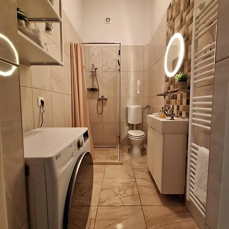 Vibe Apartment, Downtown, Free Parking * Budapest