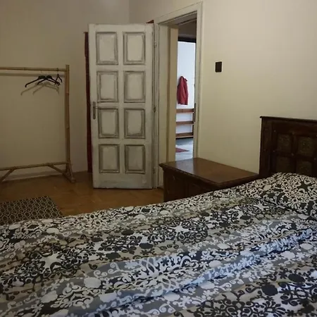 Maharaja Buda - Private Parking And Garden *