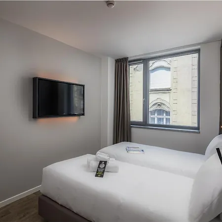 B&B Hotel Budapest City Hotell