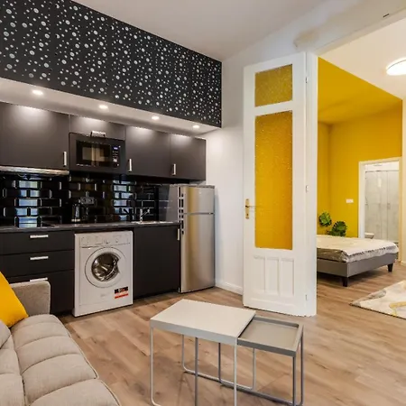 Appartement A13- Boutique Apartments, Location, By Bqa *