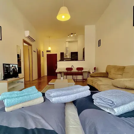 Novo * Budapest