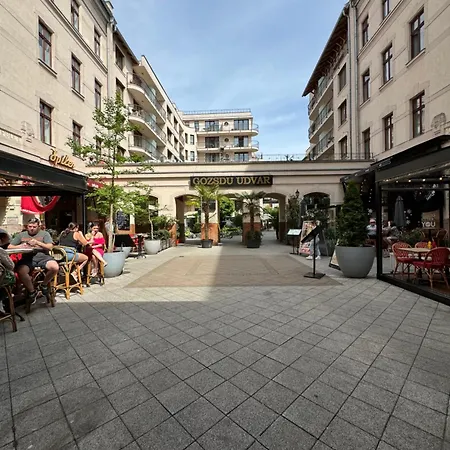 Novo * Budapest
