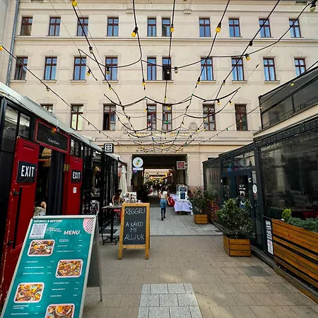 Novo * Budapest
