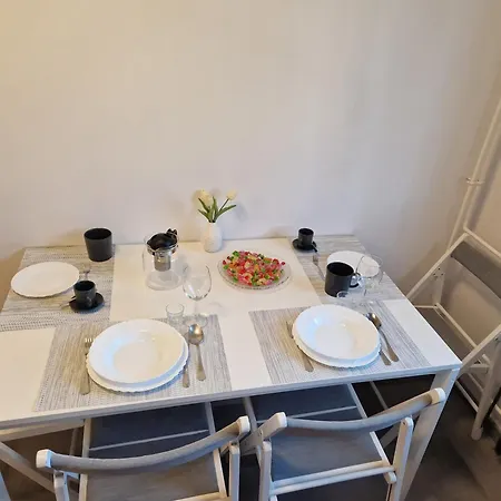 Apartament White House