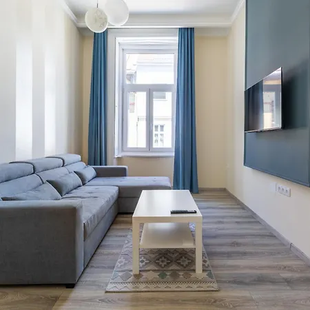 R62a Rottenbiller Apartament