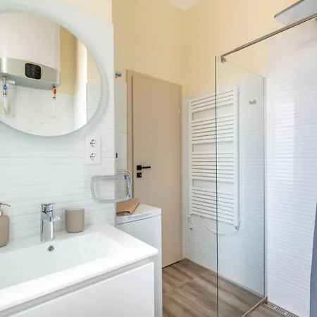 Apartment R62b Rottenbiller *
