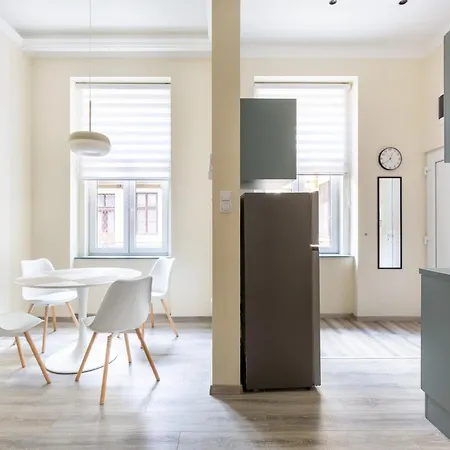 R62b Rottenbiller Apartment Budapest