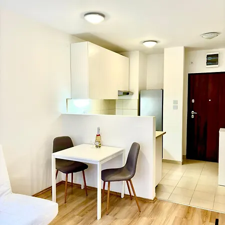Leo Apartman *