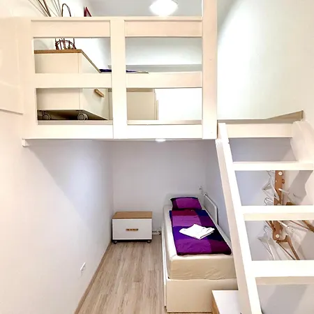 Mega Apartment Budapest