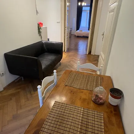 Danube Riverside Apartment Budapest