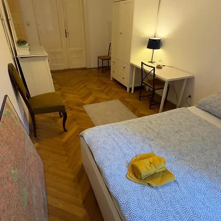 Danube Riverside Apartment *