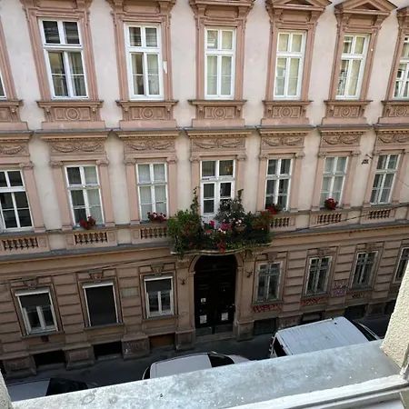 Bp Central Apartment