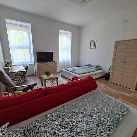 Rivercity Calvary 1 Apartment