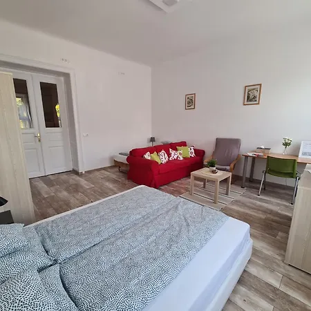 Rivercity Calvary 1 Apartment *