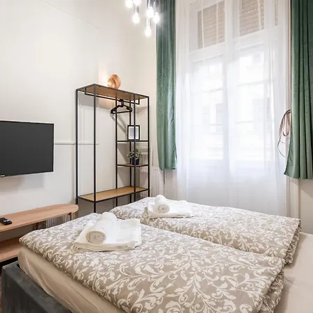 Brody 46 Boutique Apartament *