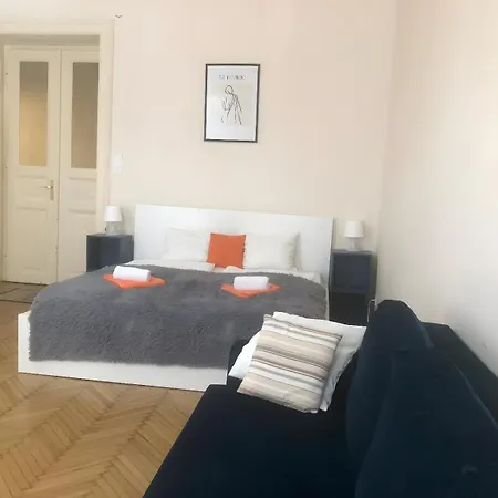 Apartment Chic Central