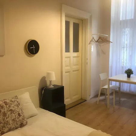 Chic Central Apartment Budapest