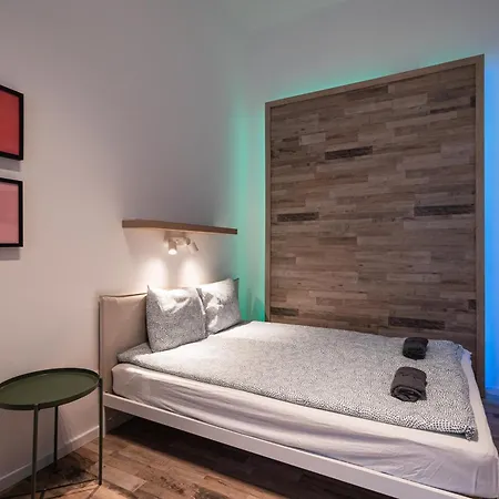 Apartment Visegradi 10 *
