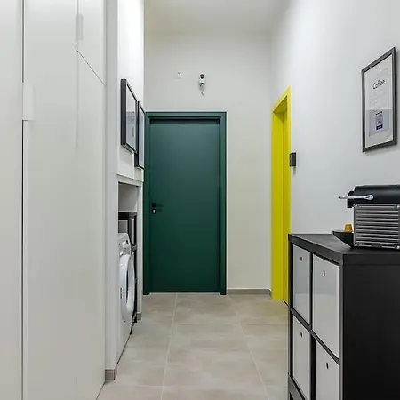 Grand Downtown - Hegedus 8 Apartmán *