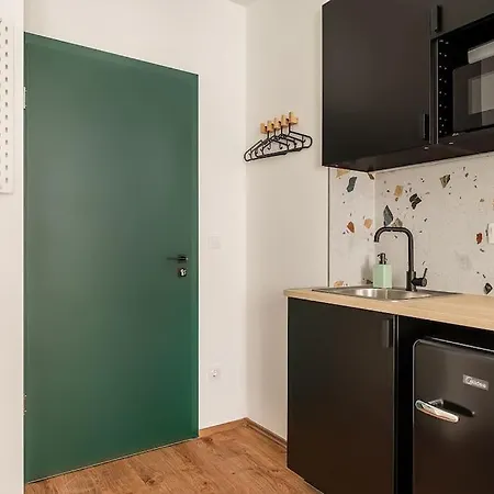 Apartmán Grand Downtown - Hegedus 8 *