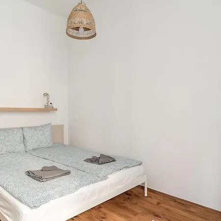 Grand Downtown - Hegedus 8 Apartmán