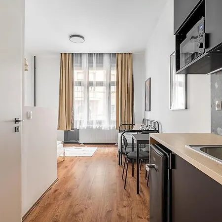 Grand Downtown - Hegedus 8 * Budapešť